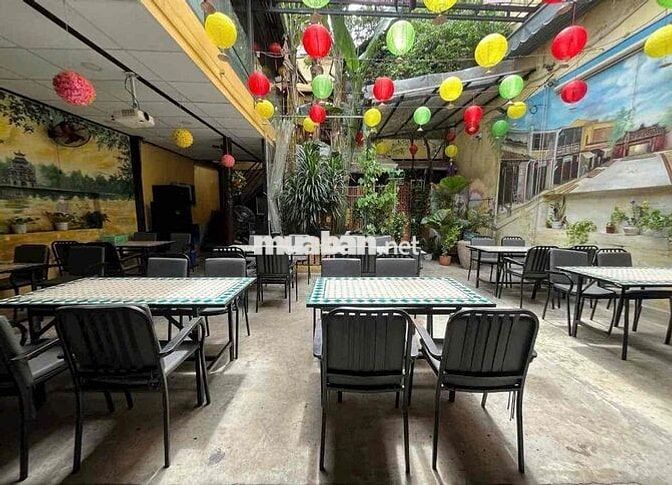 DTSD GẦN 200m2 - CHO THUÊ MẶT BẰNG ĐẸP KINH DOANH NGAY QUẬN 1