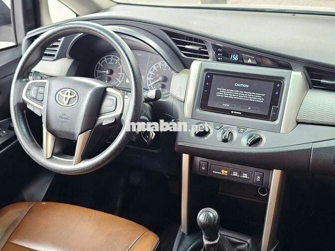 Toyota Innova 2.0 MT 2020 Trắng Số sàn