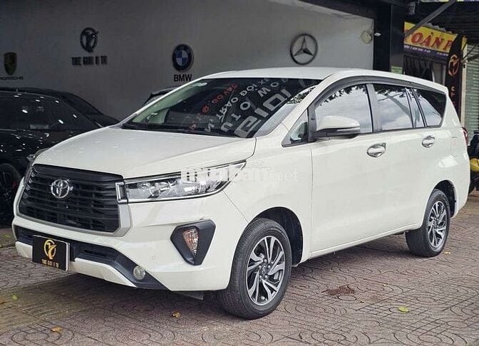 Toyota Innova 2.0 MT 2020 Trắng Số sàn