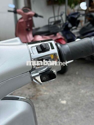 Piaggio Vespa Sprint 125cc 2021 Bạc Poróche