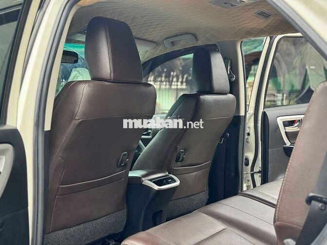 Toyota Fortuner model 2019 2.4AT Máy dầu Trắng