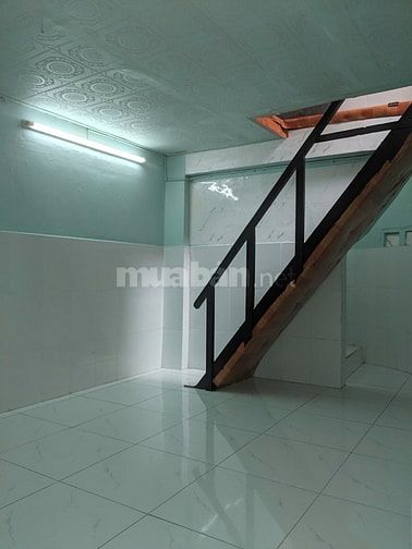 Chính chủ cho thuê nhà 436/25 Nguyễn Tất Thành, Quận 4, 36m2, 4,5tr/th