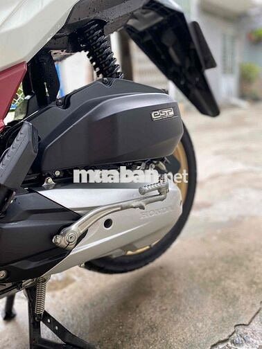Honda Click 125i 2017 Trắng đỏ 4000km Thái Lan