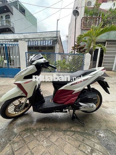 Honda Click 125i 2017 Trắng đỏ 4000km Thái Lan