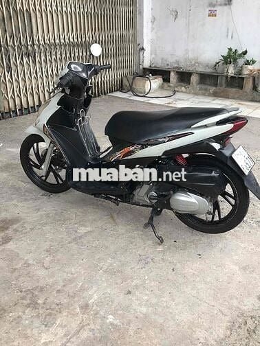 Suzuki Hayate 2013 Trắng
