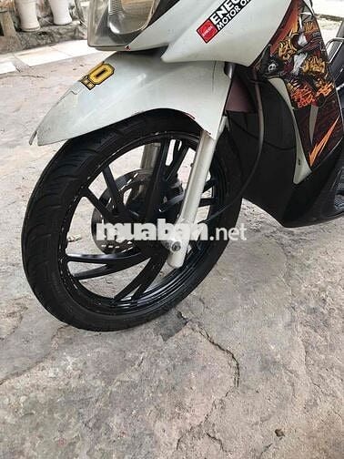 Suzuki Hayate 2013 Trắng