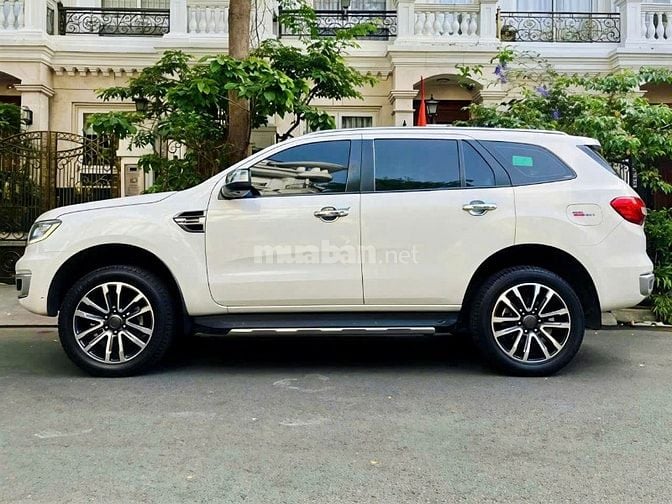 Ford Everest hàng nhập, bản Titanium full 2 cầu sx 2019