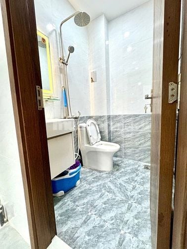 Nhà mới đẹp full nội thất 4,6x13,5m, Nguyễn Thị Kiểu, Q12