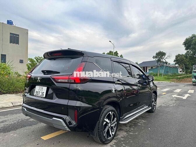 Mitsubishi Xpander Premium 2025 2 vạn km Đen