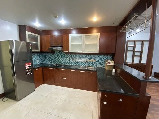 Bán Gấp Căn Hộ Hùng Vương Plaza - 130m² (3PN, 3WC) - Sổ Hồng Riêng