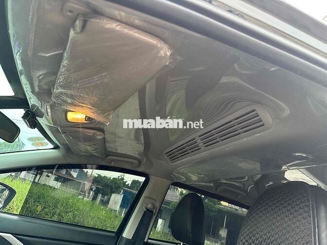 Mitsubishi Xpander Premium 2025 2 vạn km Đen