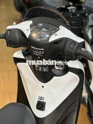 SHVN 125 2014 lên áo Sh Ý ( có trả góp 50% )