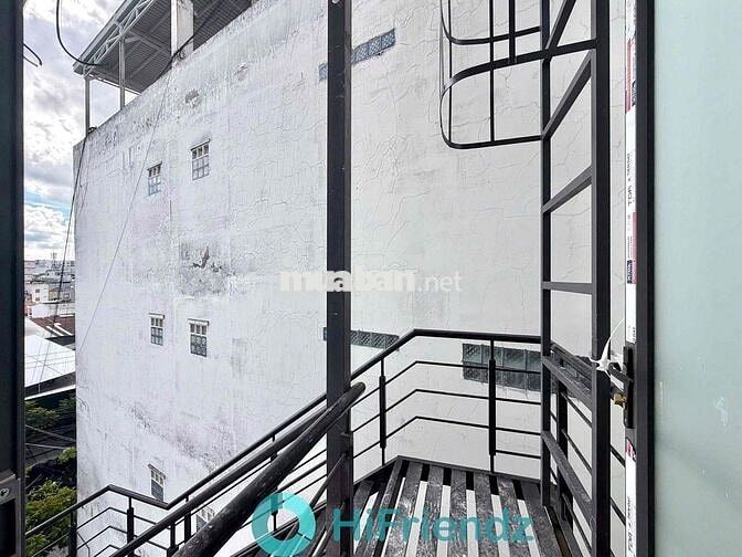 CHO THUÊ PHÒNG STUDIO BAN CÔNG FULL NỘI THẤT GẦN AEON TÂN PHÚ