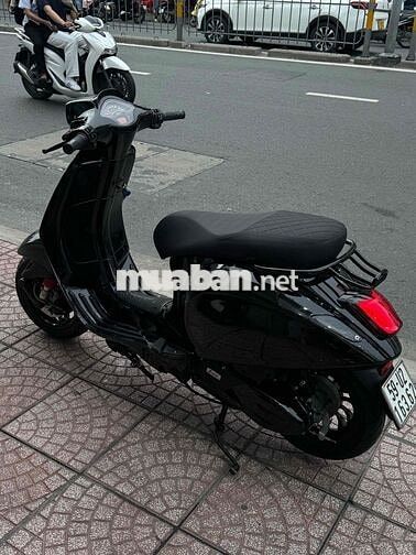 Piaggio Vespa Sprint 125 i-GET Đen