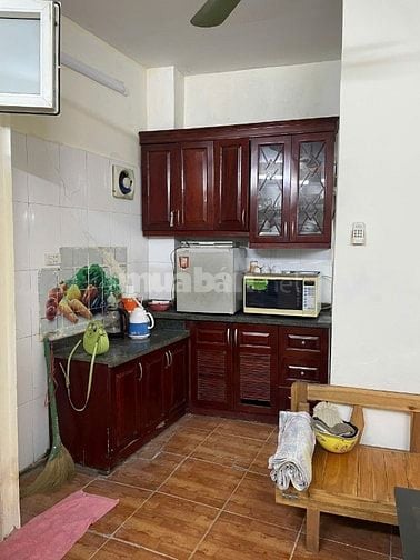 Bán nhà 2 tầng cũ DT 53m tiện ở ,KD căn hộ, onl phố Hàng Bài 500m Hồ G