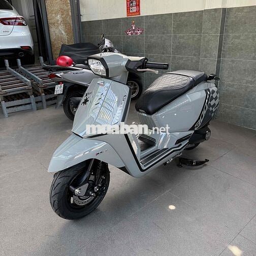 Lambretta X300 GT 2026 Xám 500 km
