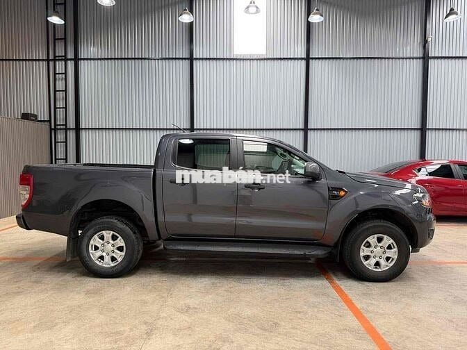 Ford Ranger XLS 2020 Số tự động Xám