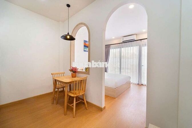 Cho thuê căn hộ studio tách bếp ban công full NT Sư Vạn Hạnh Quận 10 
