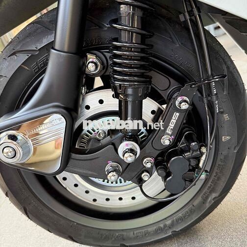 Lambretta X300 GT 2026 Xám 500 km