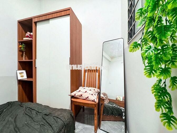 Mình còn một căn 2 PHÒNG NGỦ-Ban công-cần cho thuê gấp-Full nội thất
