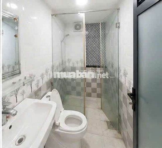 Khai trương tòa 8 căn hộ ,ban công cửa sổ rộng