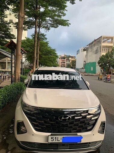 Hyundai Custin 7 chỗ Trắng đã qua sử dụng