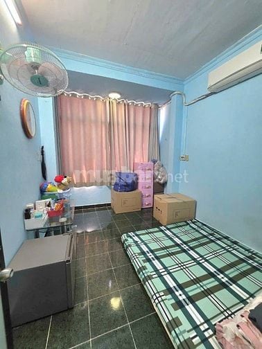 Bán nhà hẻm xe hơi Lạc Long Quân Quận 11, 3x6m, trệt, 3 lầu đúc, 3PN