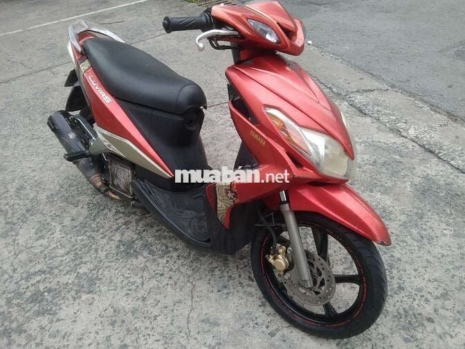 Yamaha Luvias màu Đỏ máy êm