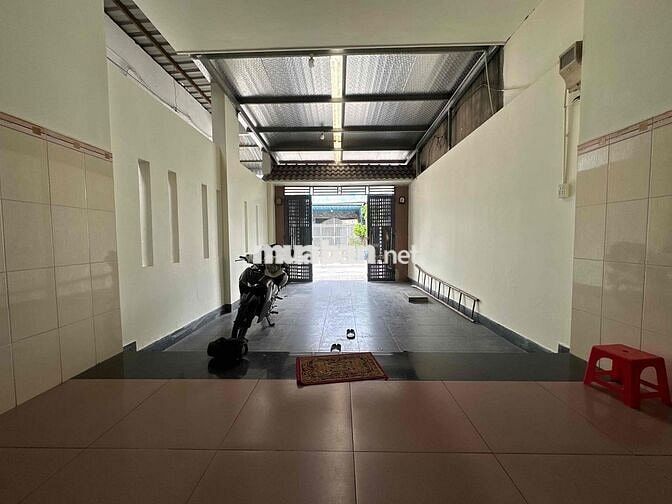 CHO THUÊ NHÀ NGUYÊN CĂN FULL NỘI THẤT – NGAY ĐƯỜNG NGUYỄN TRÃI, DĨ AN