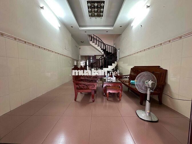 CHO THUÊ NHÀ NGUYÊN CĂN FULL NỘI THẤT – NGAY ĐƯỜNG NGUYỄN TRÃI, DĨ AN
