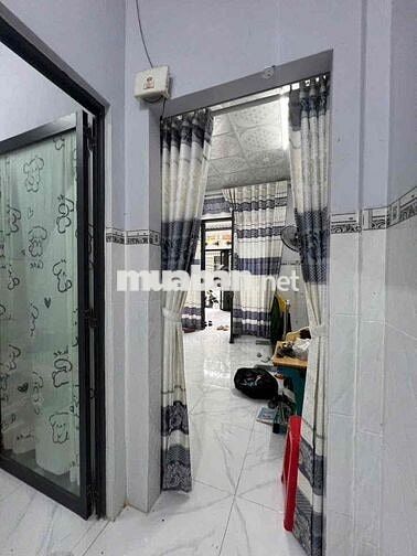 NHÀ CẠNH KHU DÂN CƯ TÂN NGÃI CẦN BÁN GẤP