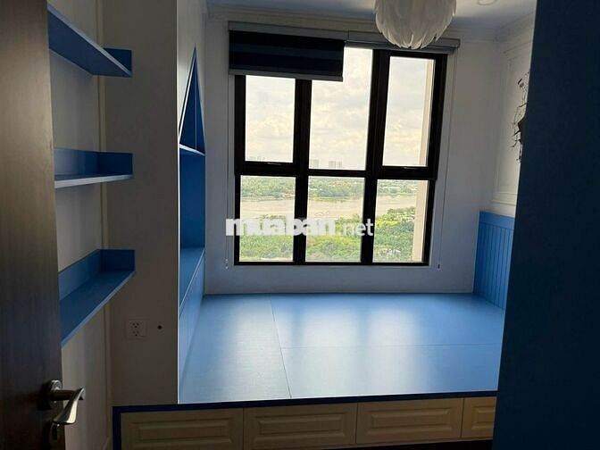 Căn hộ 2PN full nội thất đẹp view sông mặt tiền Phạm Văn Đồng