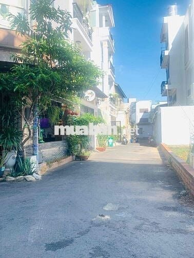 GIẢM SAU 500triệu ! LÔ ĐẤT ĐẸP NGANG 9M NGAY ĐH NGÂN HÀNG HOÀNG DIỆU 2