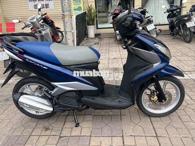Yamaha Luvias Xanh Tự động