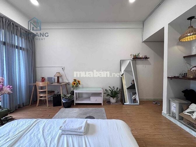 Cho Thuê Studio Balcony 25m2 Mặt Tiền Nguyễn Thái Bình Quận 1