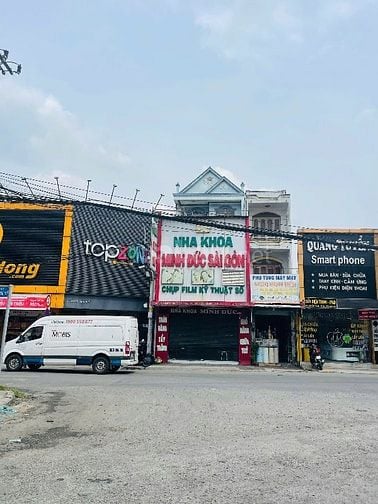 cho thuê nhà mặt tiền, nguyên căn tại ngã 5 vĩnh lộc