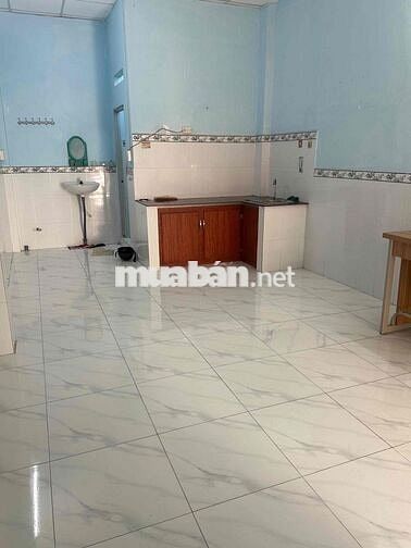 Cho thuê nhà cấp 4 , trống suốt 30m2 . giá 3tr ngay bia Tiger