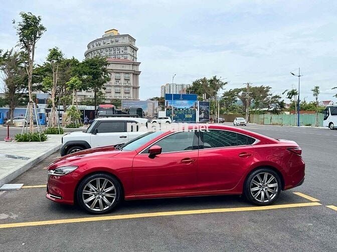 Mazda Mazda6 2020 2.5 Signature Premium Đỏ