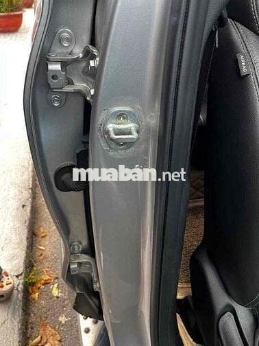 Hyundai SantaFe 2019 Đặc biệt 2 cầu điện Bạc ( dầu