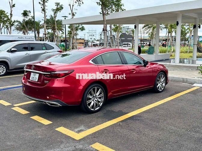 Mazda Mazda6 2020 2.5 Signature Premium Đỏ