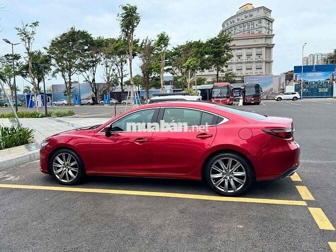 Mazda Mazda6 2020 2.5 Signature Premium Đỏ