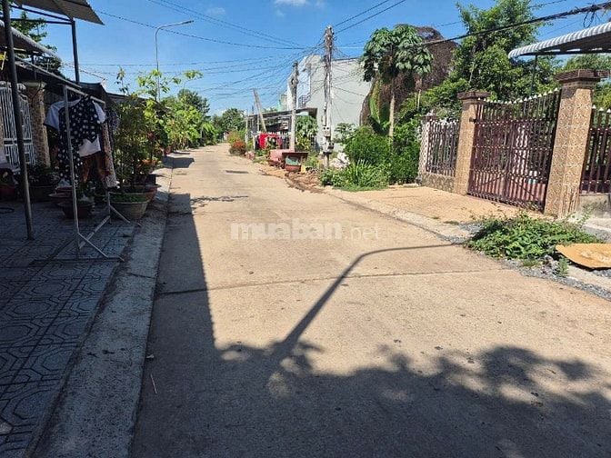 Chính chủ bán gấp lô đất đường Lò Rèn, Phường Hoà Thuận, Cao Lãnh