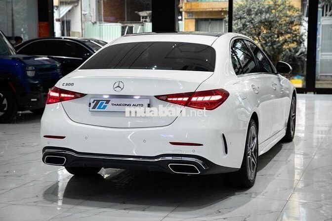 Mercedes-Benz C300 AMG 2022 Trắng 33.000 Km
