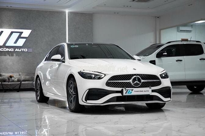 Mercedes-Benz C300 AMG 2022 Trắng 33.000 Km
