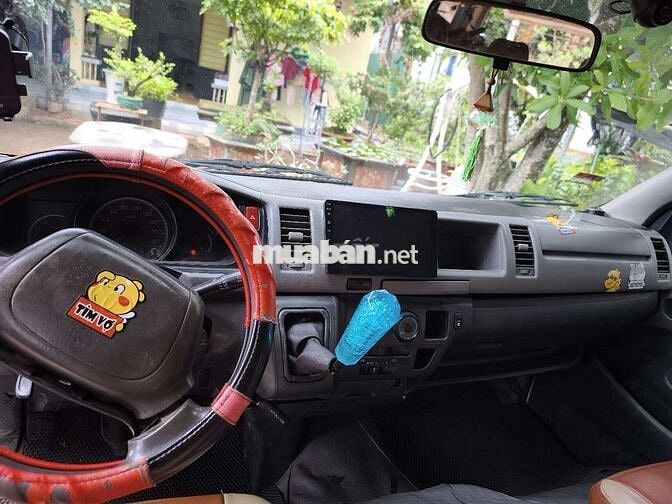 Toyota Hiace Van 2006 Trắng