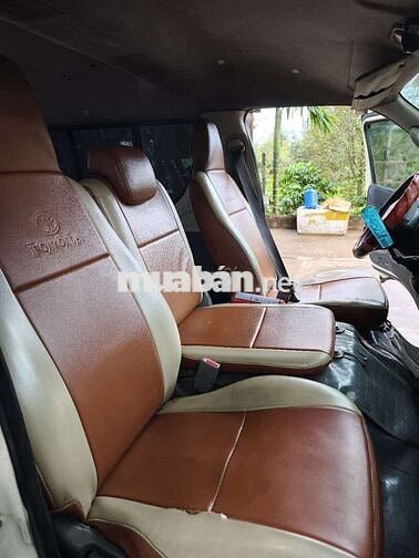 Toyota Hiace Van 2006 Trắng