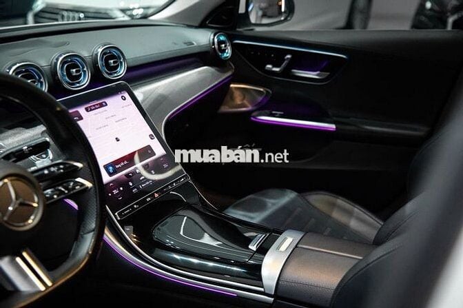 Mercedes-Benz C300 AMG 2022 Trắng 33.000 Km