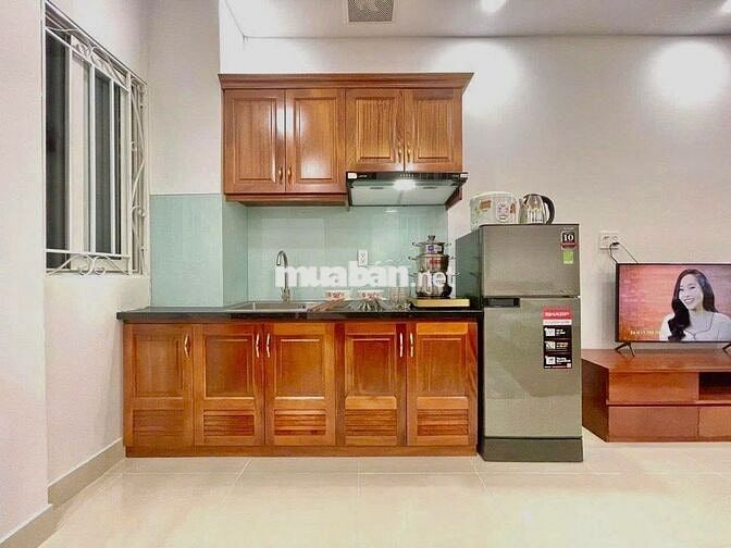 Căn hộ 30m2 FULL nội thât ngay bờ kè Trường Sa, ngã 4 Trần Quang Diệu