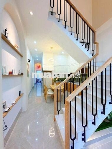 Chính Chủ Về Quê Hạ Giá 200Tr Bán Nhà Trệt Lầu Mới Ngay Mặt Tiền HL15