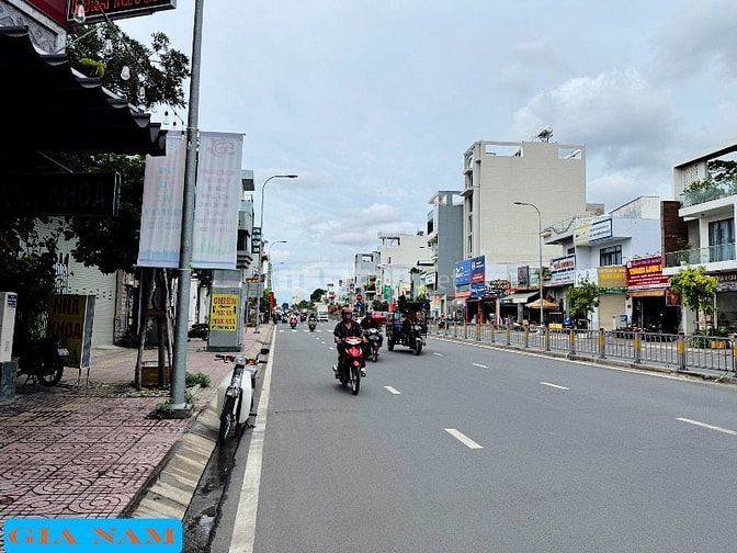 BÁN NHÀ MẶT TIỀN KINH DOANH : 713 TÂN KỲ TÂN QUÝ - P. BÌNH HƯNG HOÀ A 